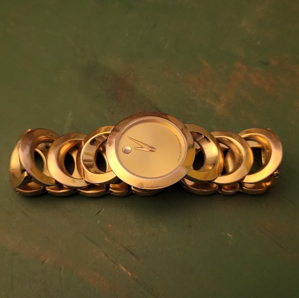 MOVADO WOMEN GOLD PLATED STAINLESS STEEL WATCH